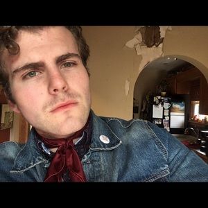 Meet your Posher, Drew